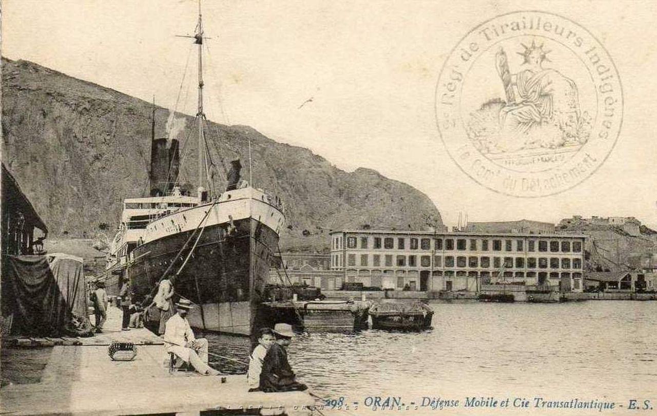 Oran- 164- travail sur les quais.jpg